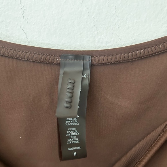 SKIMS Chocolate Brown Women's Tankini Swim Top Medium Slimming - Picture 2 of 6